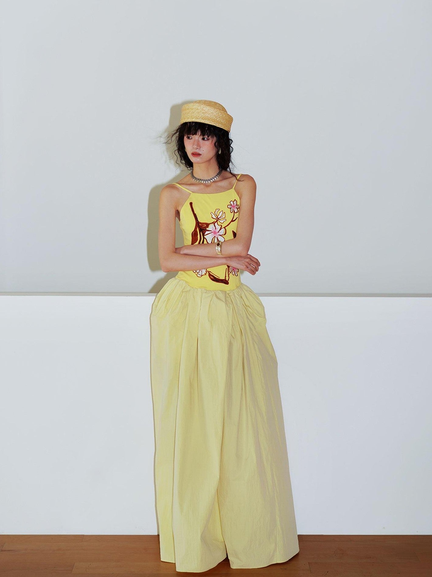 badtaste 3d Embroidered Spaghetti Strap Flared Structured Women's Slip Maxi Dresses