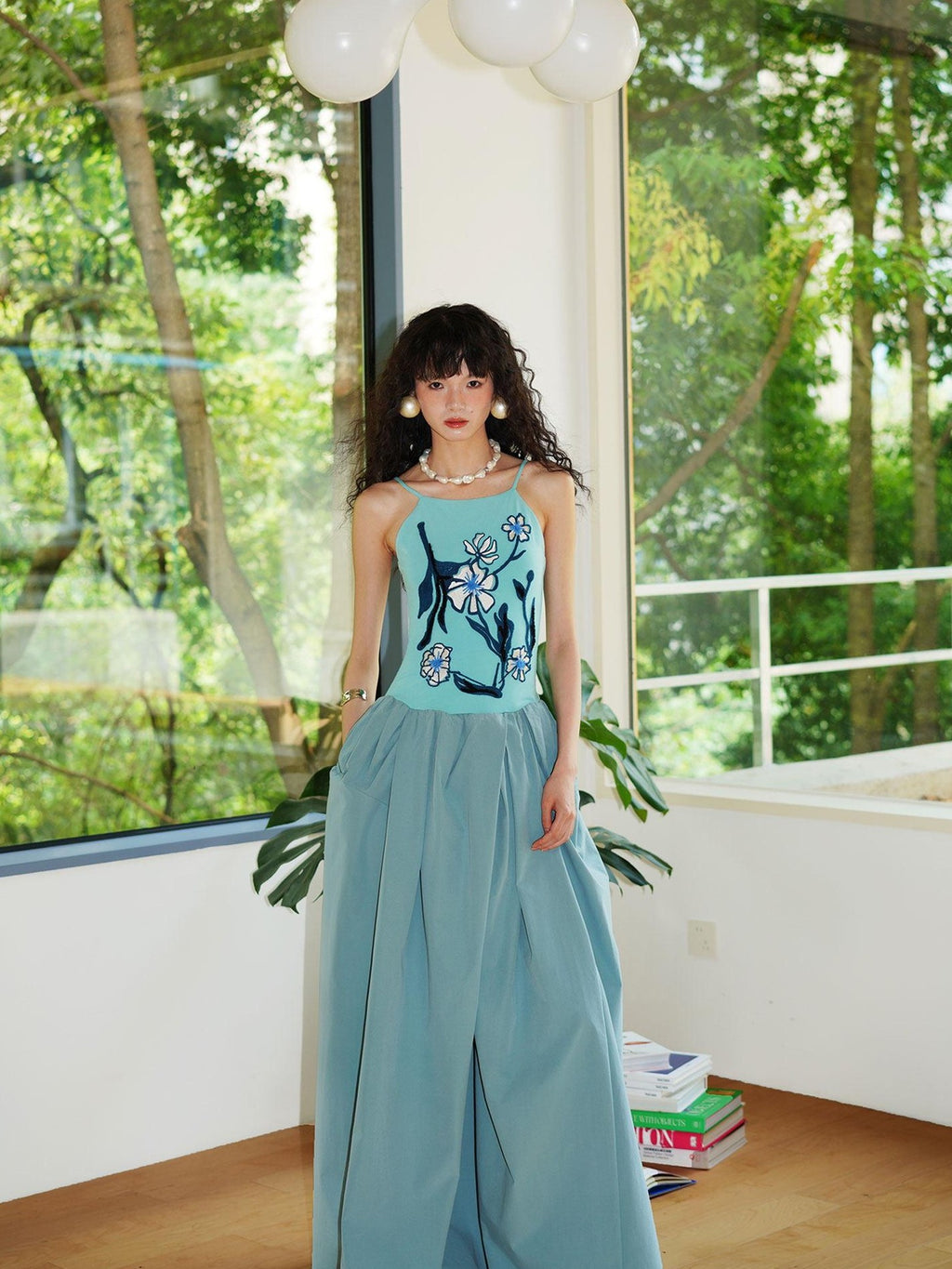 badtaste 3d Embroidered Spaghetti Strap Flared Structured Women's Slip Maxi Dresses