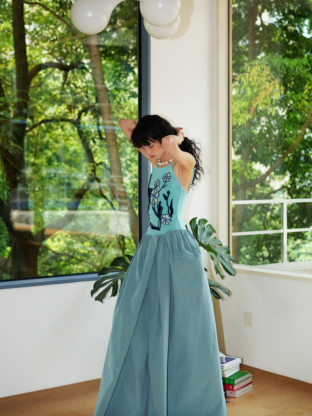 badtaste 3d Embroidered Spaghetti Strap Flared Structured Women's Slip Maxi Dresses