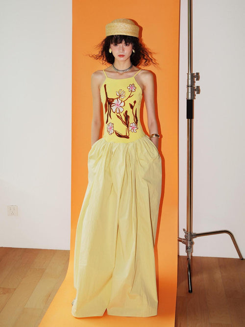 badtaste 3d Embroidered Spaghetti Strap Flared Structured Women's Slip Maxi Dresses