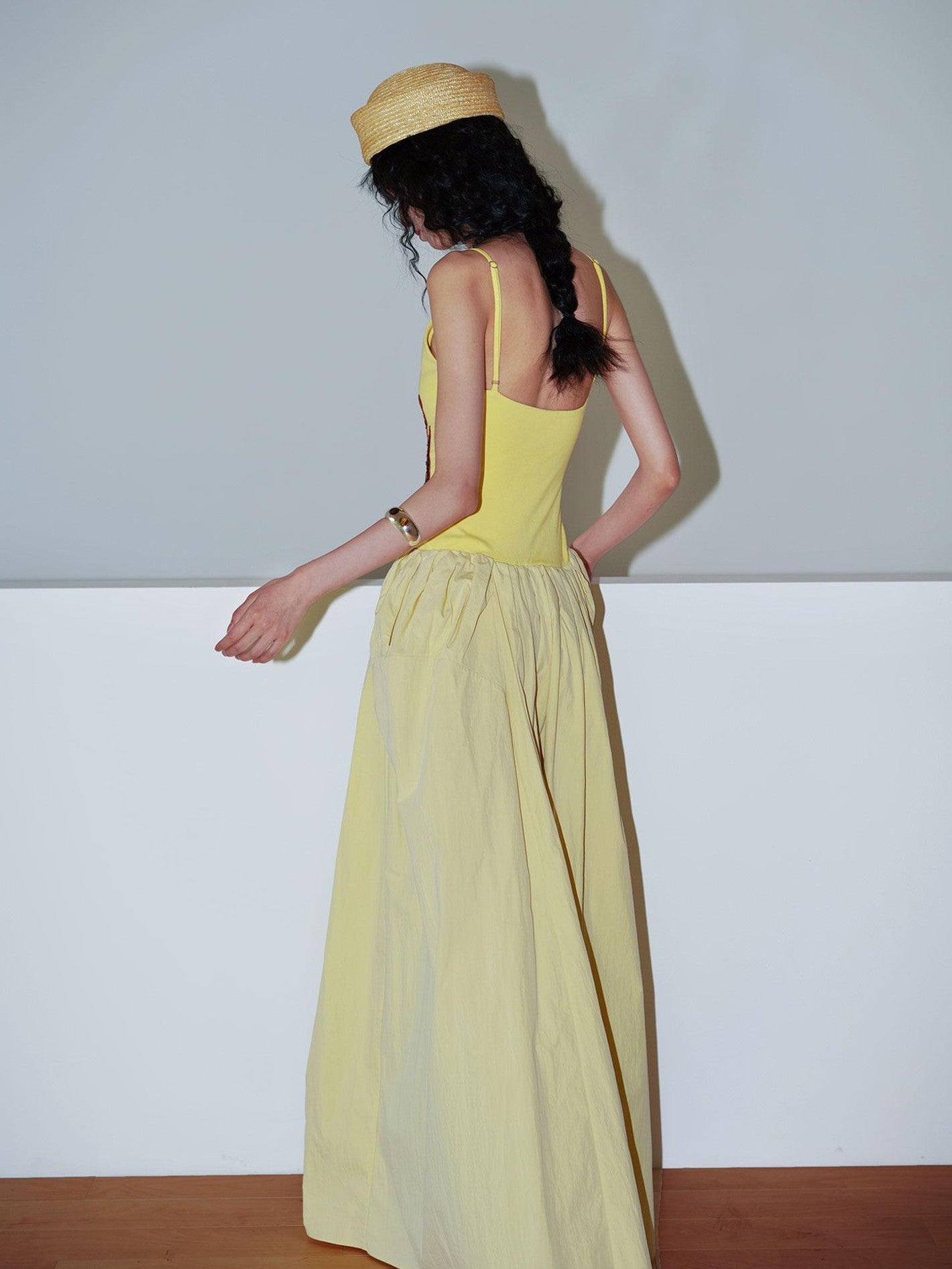 badtaste 3d Embroidered Spaghetti Strap Flared Structured Women's Slip Maxi Dresses