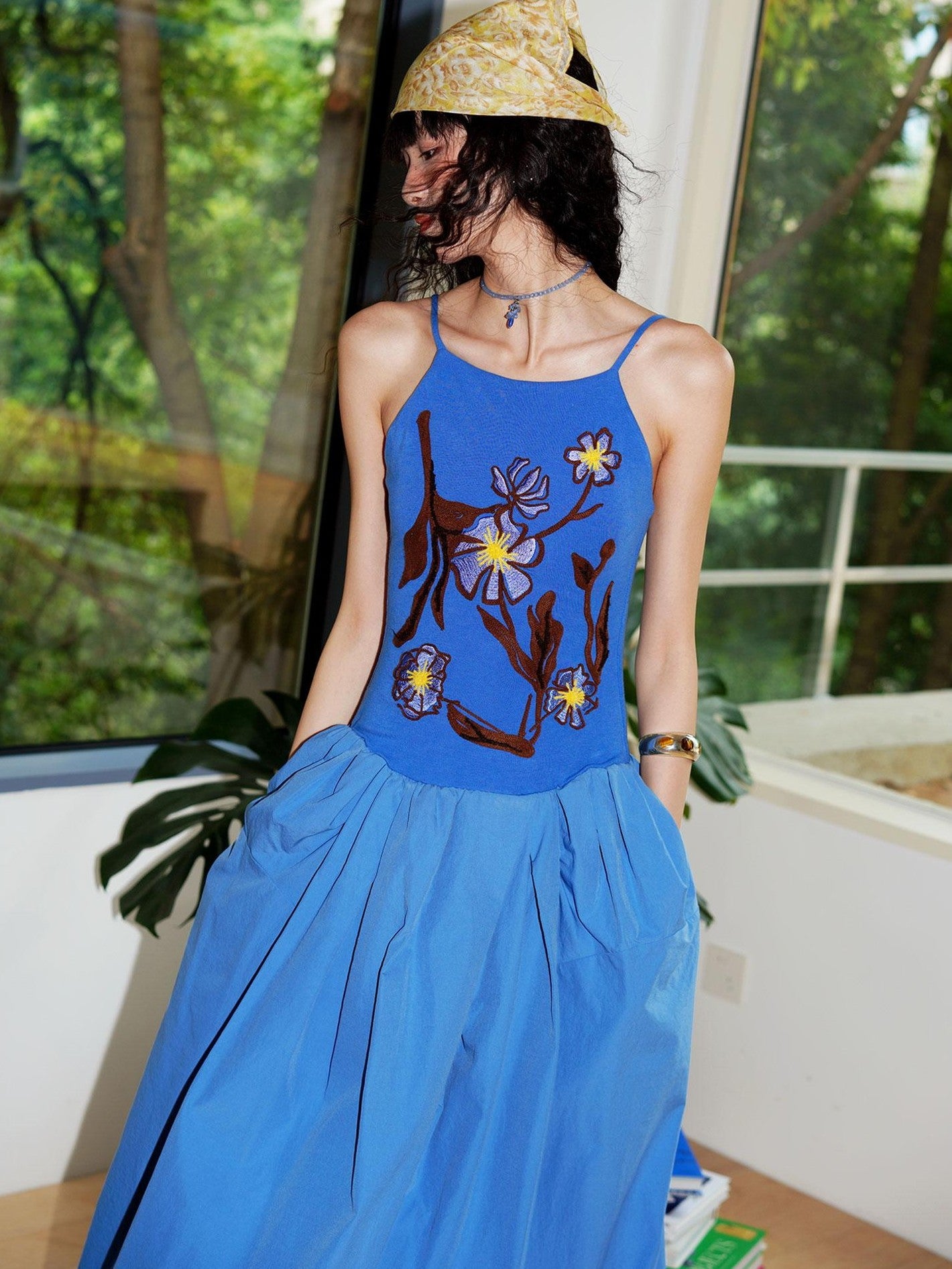badtaste 3d Embroidered Spaghetti Strap Flared Structured Women's Slip Maxi Dresses