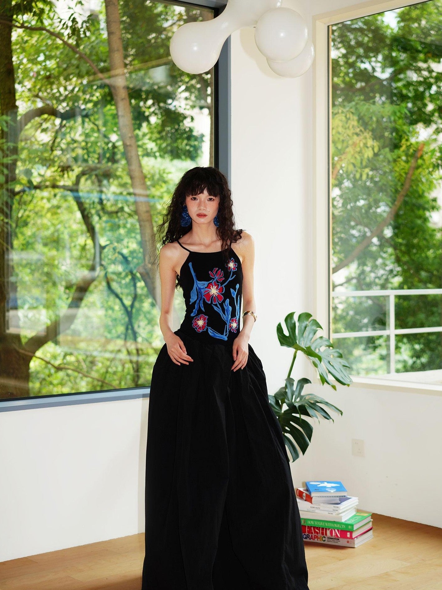 badtaste 3d Embroidered Spaghetti Strap Flared Structured Women's Slip Maxi Dresses