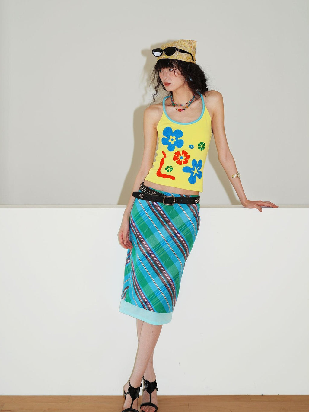 badtaste Bright Colorblock 3d Embroidered Floral Racerback Women's Heavyweight Halter Tops