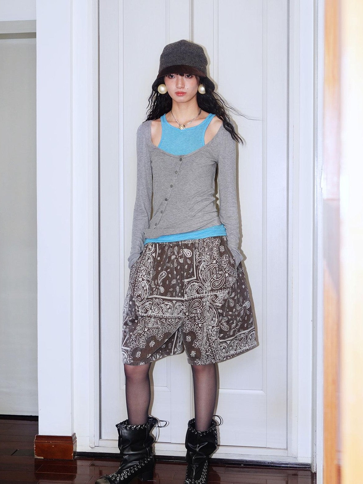 badtaste Brushed Jacquard Plaid Reversible Wideleg Women's Cotton Blend Bermuda Shorts