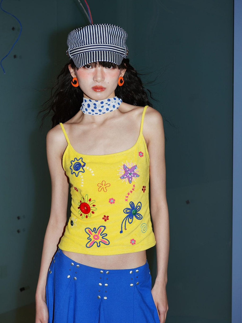 badtaste Colorblock Floral Rope Embroidery U Neck Women's Terry Knit Camisoles
