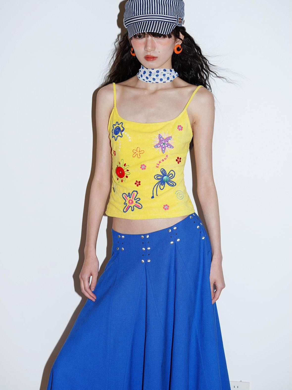 badtaste Colorblock Floral Rope Embroidery U Neck Women's Terry Knit Camisoles