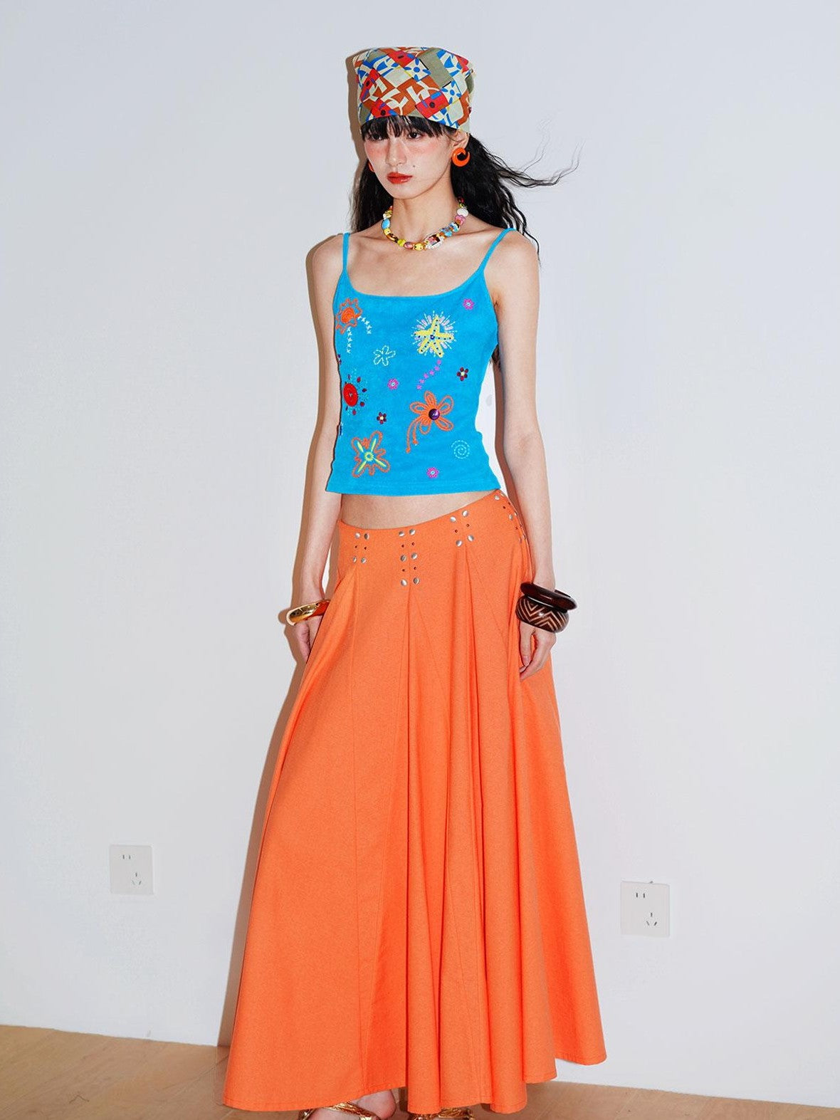 badtaste Colorblock Floral Rope Embroidery U Neck Women's Terry Knit Camisoles