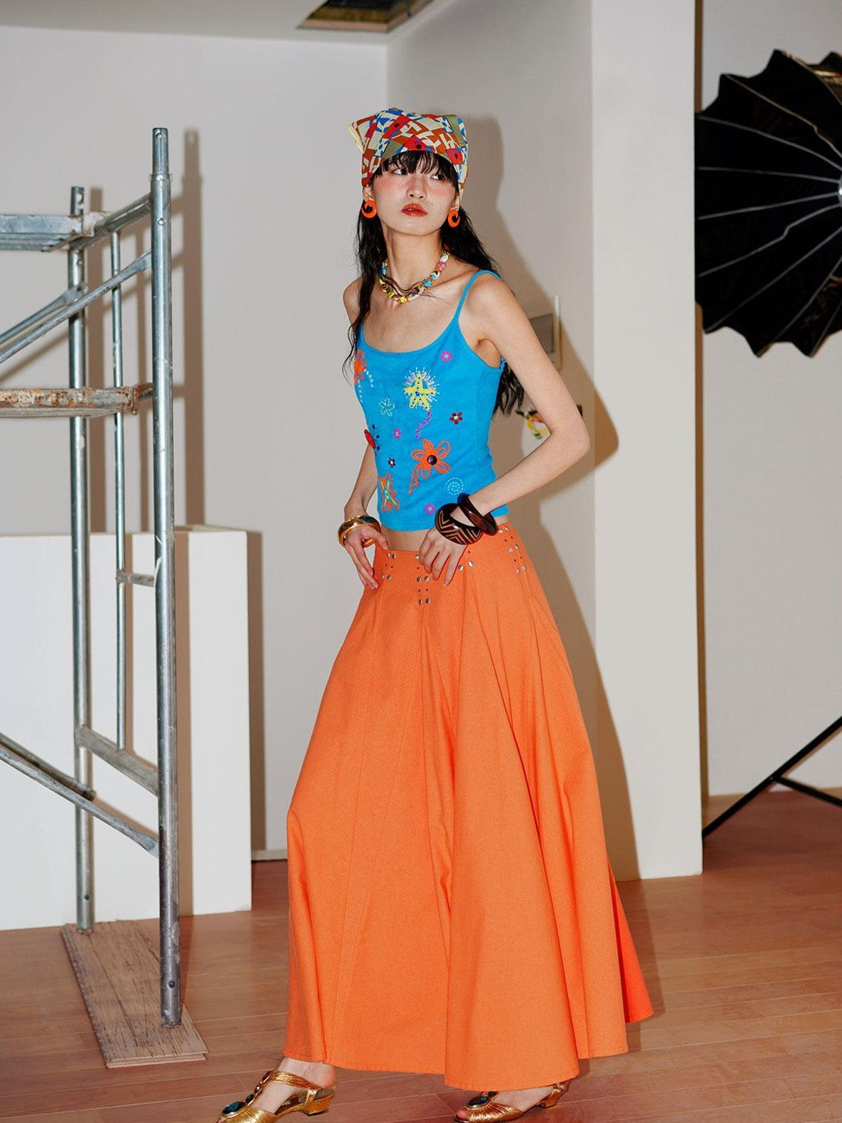 badtaste Colorblock Floral Rope Embroidery U Neck Women's Terry Knit Camisoles