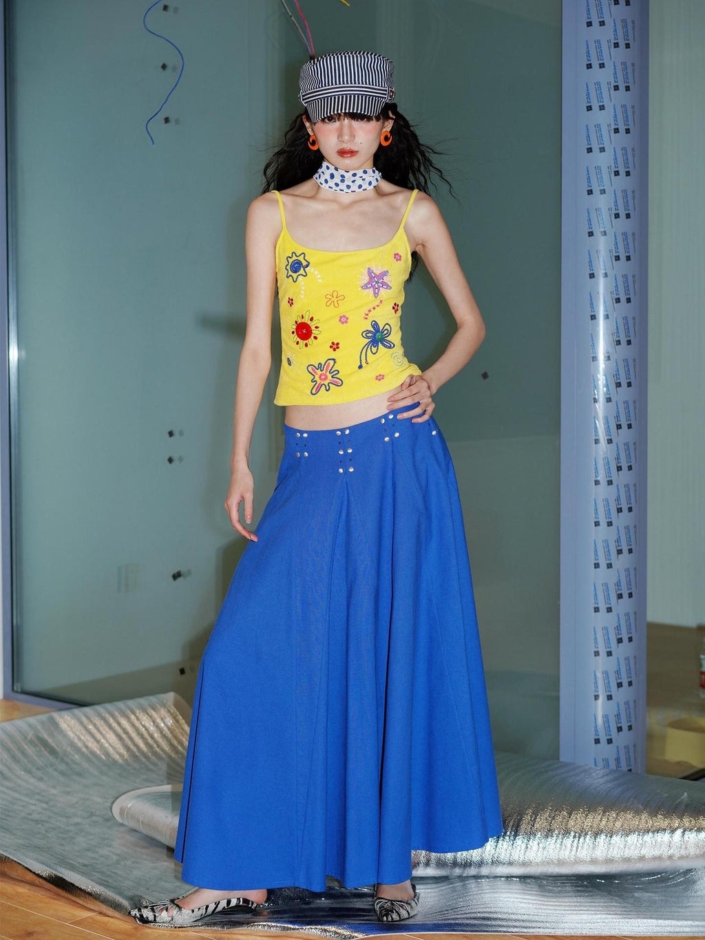 badtaste Colorblock Floral Rope Embroidery U Neck Women's Terry Knit Camisoles