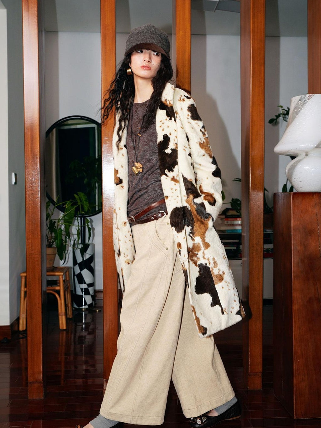 badtaste Cow Print Stand Collar Vintage Mid Length Plush Women's Faux Fur Coats