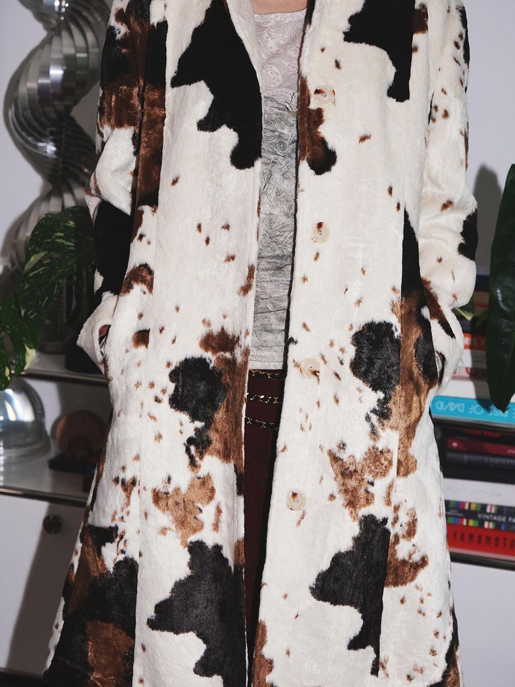 badtaste Cow Print Stand Collar Vintage Mid Length Plush Women's Faux Fur Coats