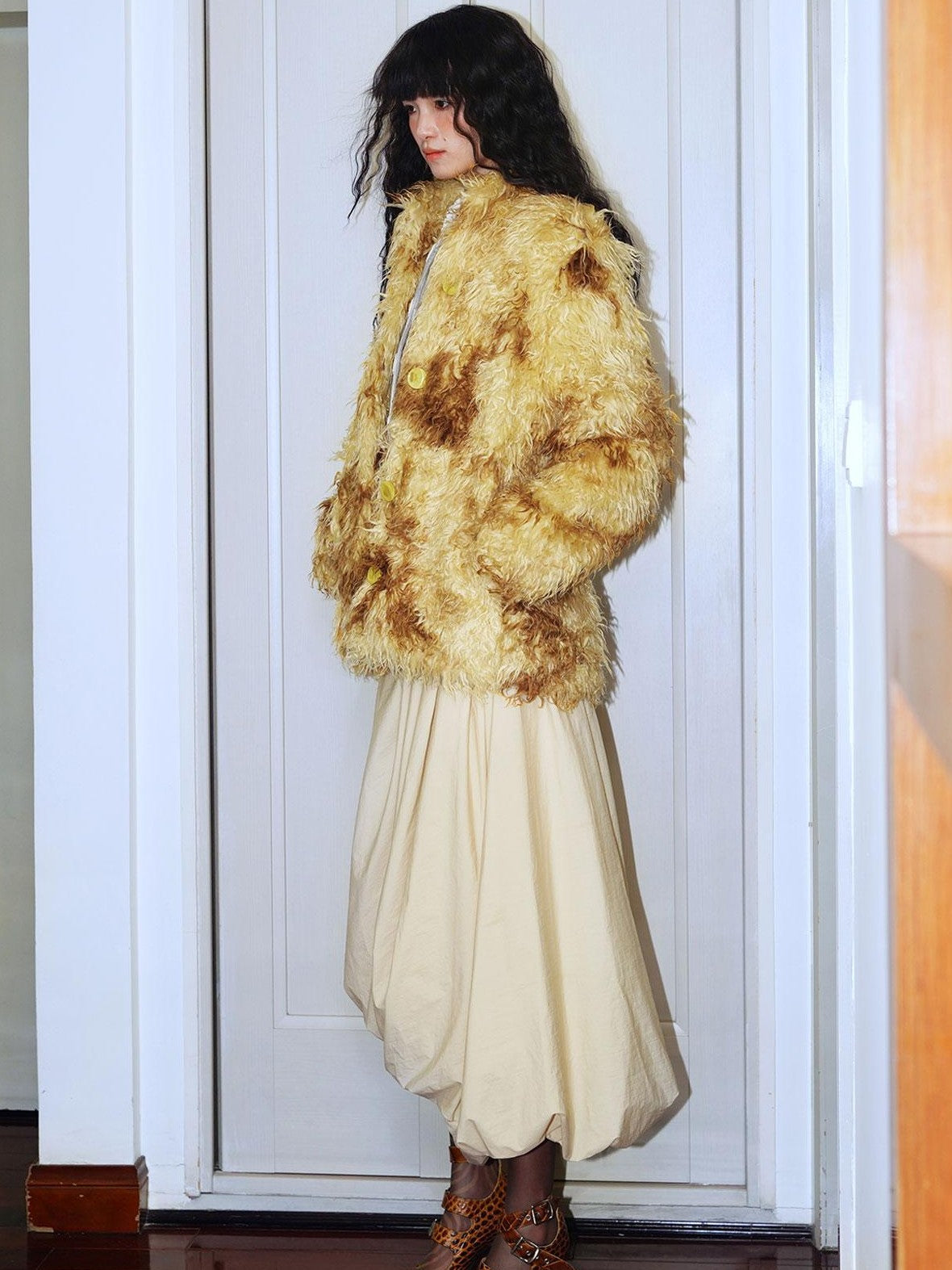 badtaste Dark Western Vintage Stand Collar Cropped Button Women's Plush Faux Fur Coats