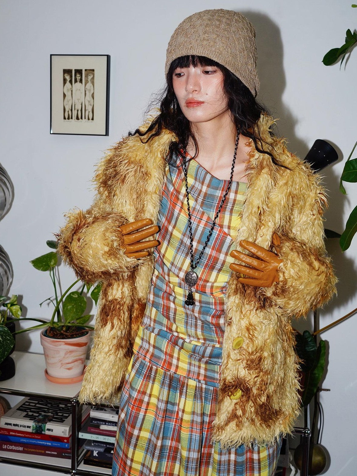 badtaste Dark Western Vintage Stand Collar Cropped Button Women's Plush Faux Fur Coats