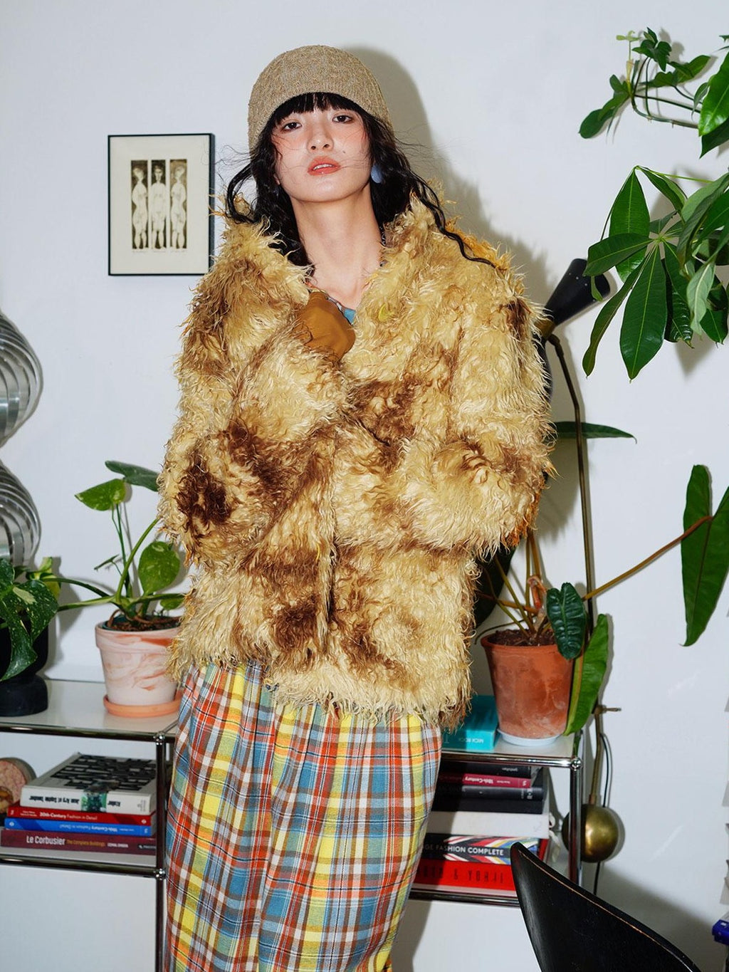 badtaste Dark Western Vintage Stand Collar Cropped Button Women's Plush Faux Fur Coats