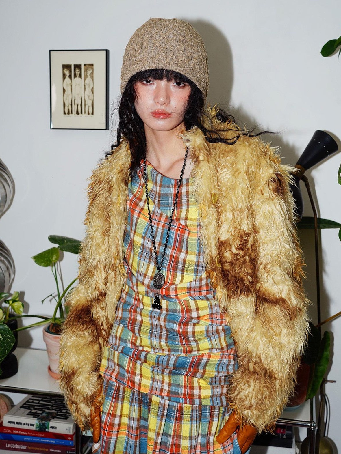 badtaste Dark Western Vintage Stand Collar Cropped Button Women's Plush Faux Fur Coats