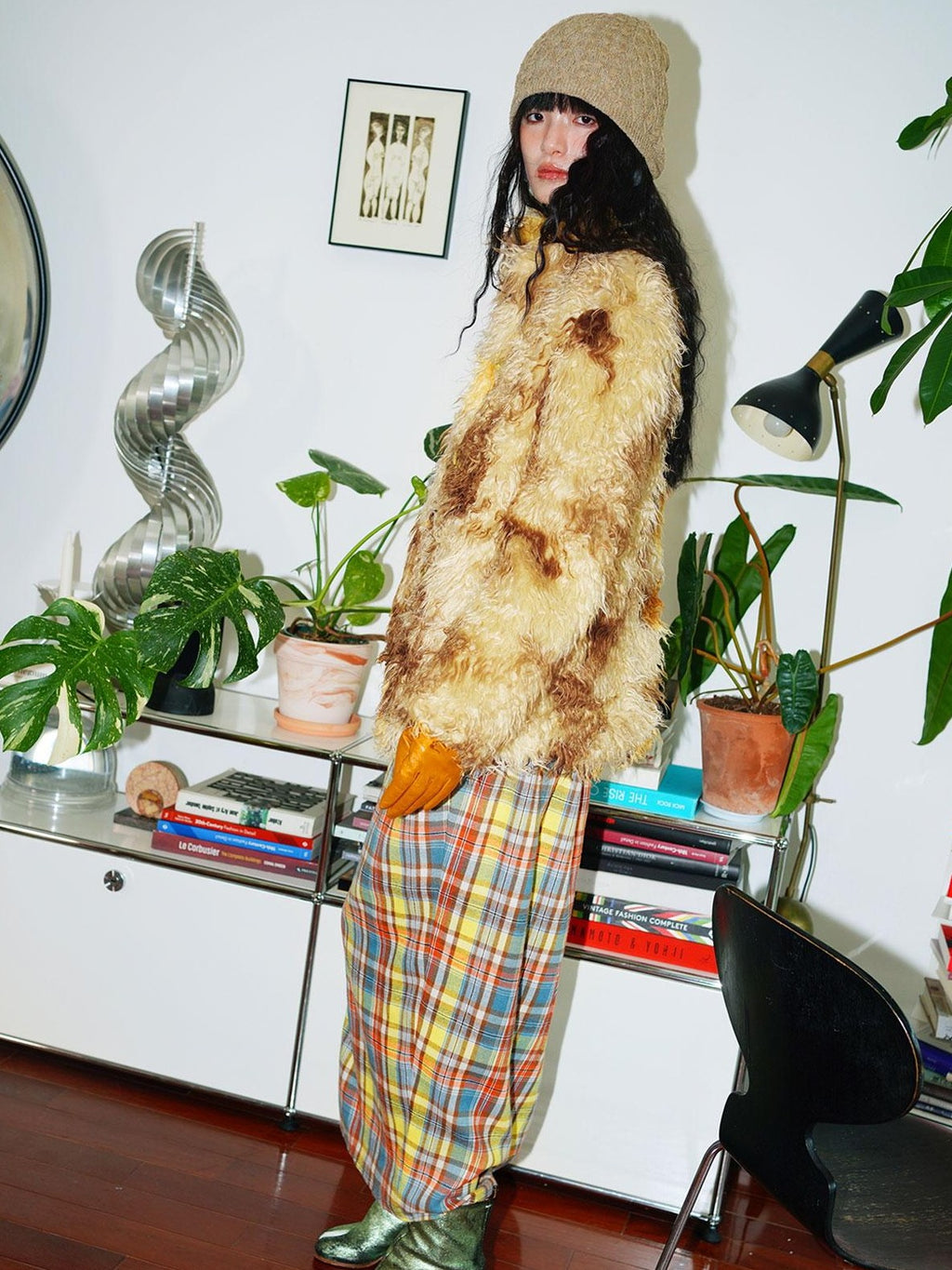 badtaste Dark Western Vintage Stand Collar Cropped Button Women's Plush Faux Fur Coats