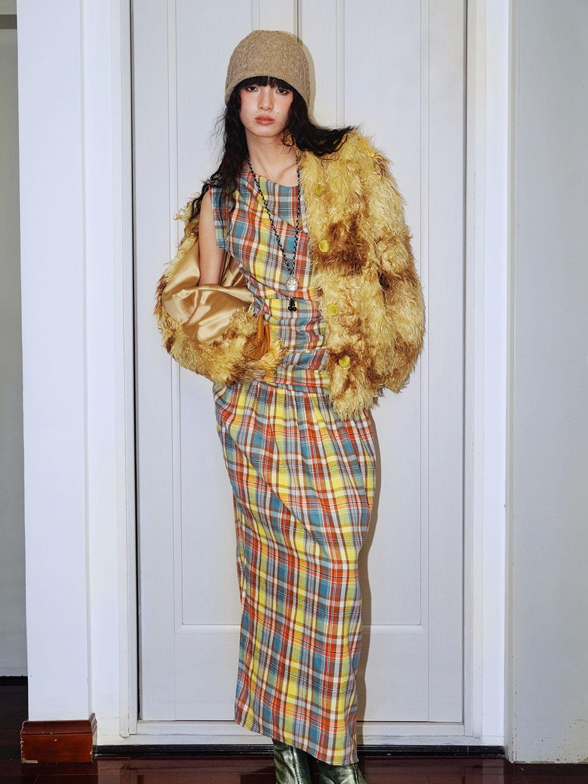 badtaste Dark Western Vintage Stand Collar Cropped Button Women's Plush Faux Fur Coats