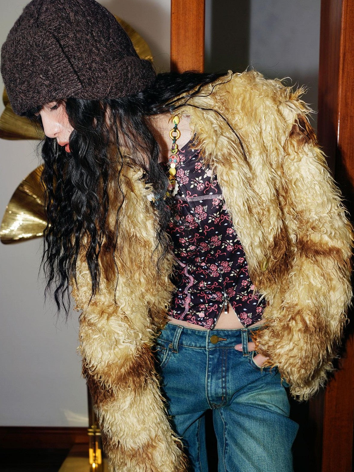 badtaste Dark Western Vintage Stand Collar Cropped Button Women's Plush Faux Fur Coats