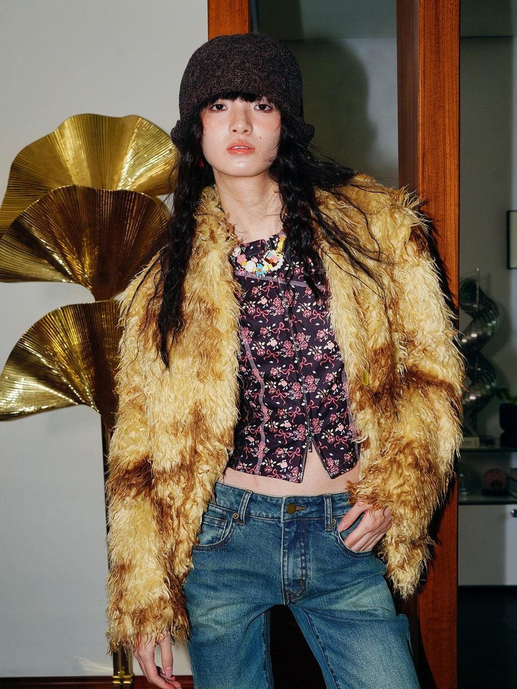 badtaste Dark Western Vintage Stand Collar Cropped Button Women's Plush Faux Fur Coats