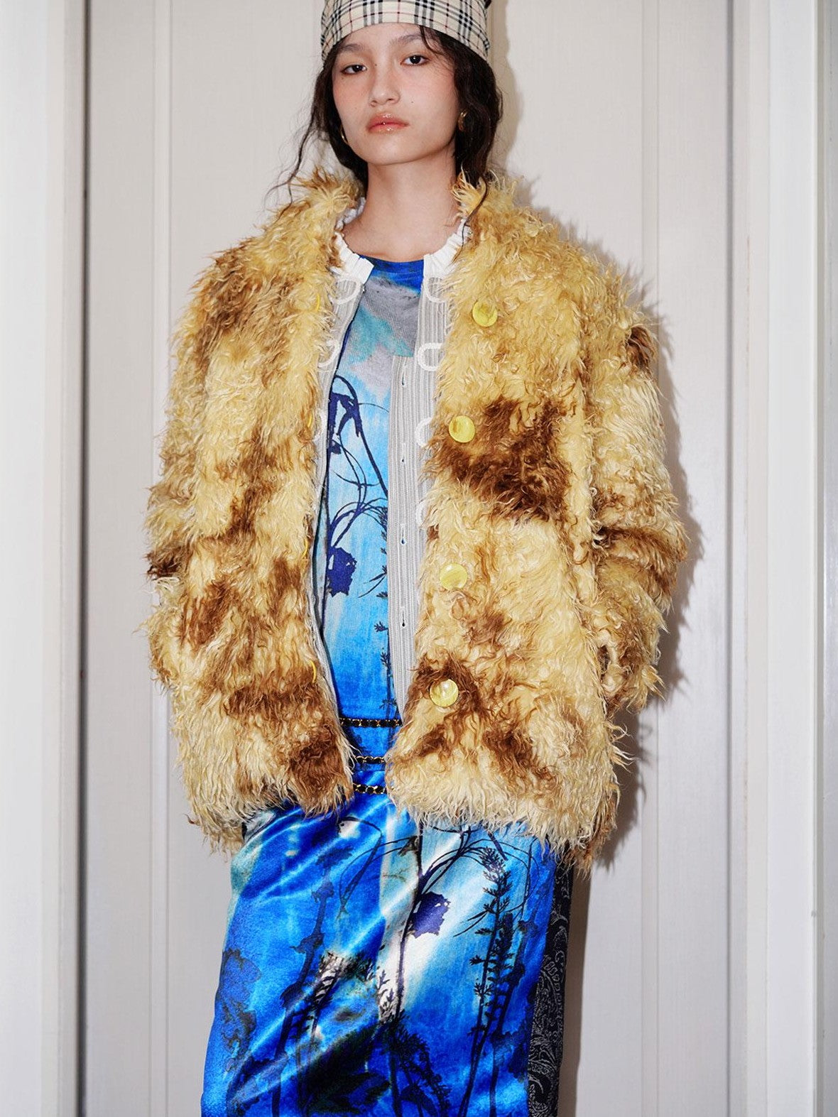 badtaste Dark Western Vintage Stand Collar Cropped Button Women's Plush Faux Fur Coats