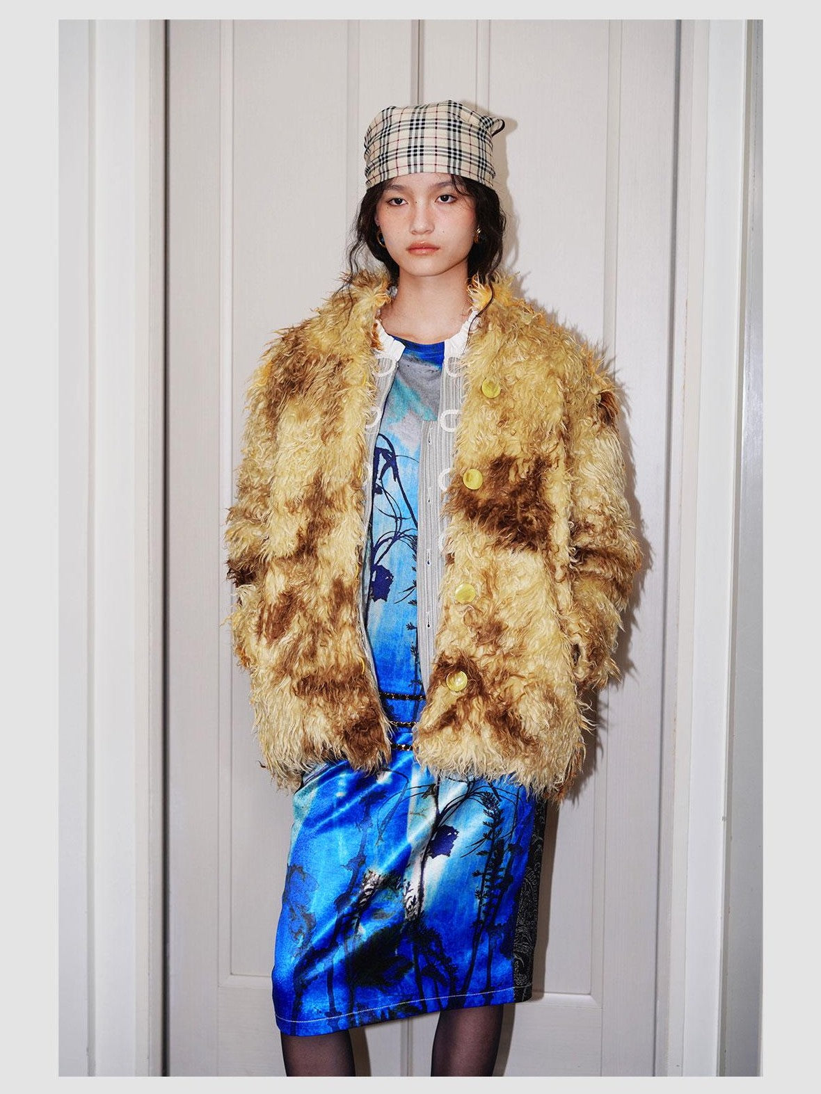 badtaste Dark Western Vintage Stand Collar Cropped Button Women's Plush Faux Fur Coats