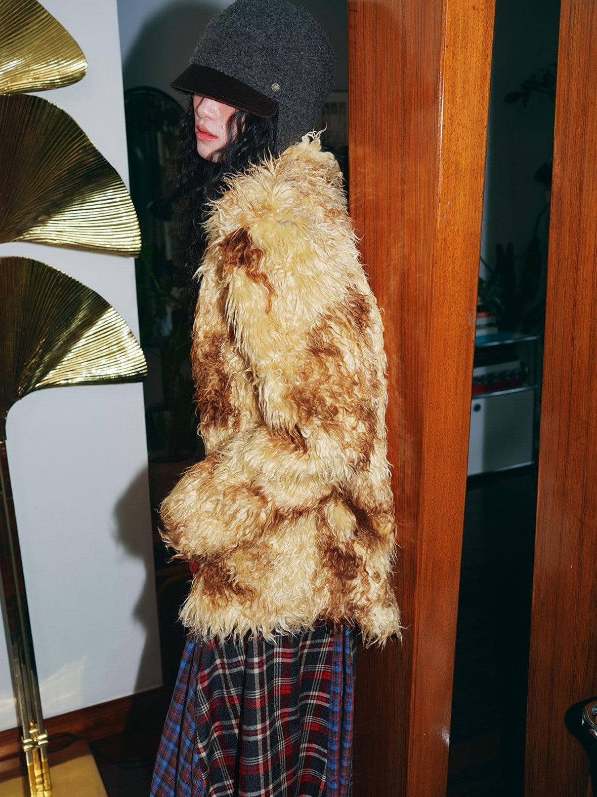 badtaste Dark Western Vintage Stand Collar Cropped Button Women's Plush Faux Fur Coats