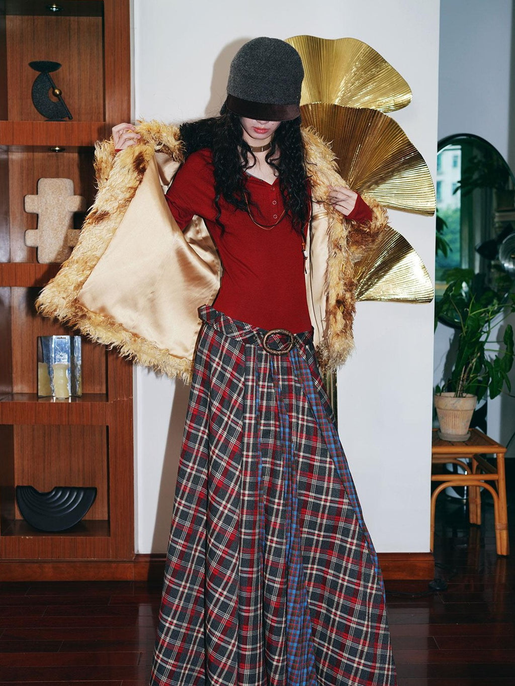 badtaste Dark Western Vintage Stand Collar Cropped Button Women's Plush Faux Fur Coats