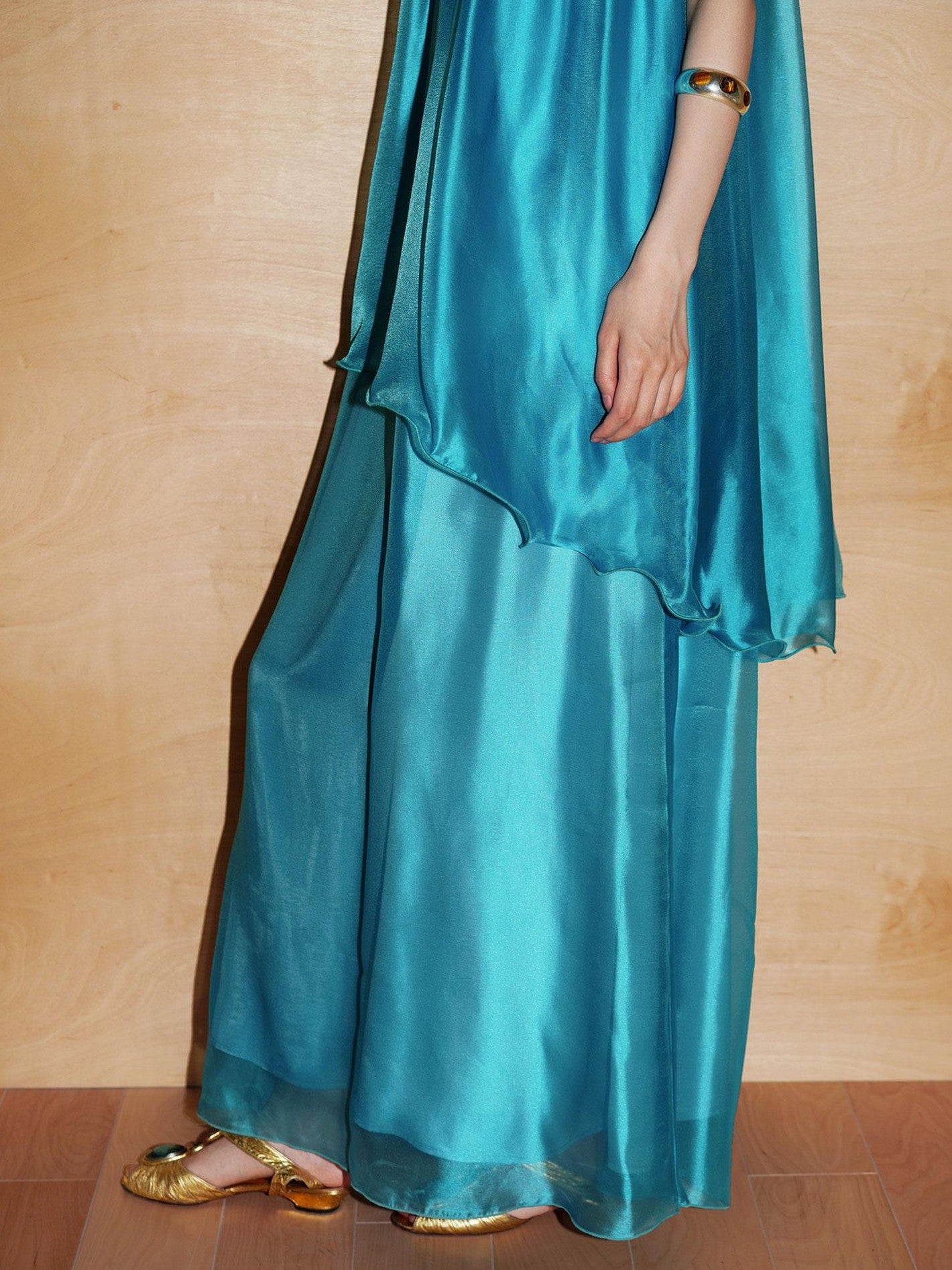 badtaste Flowing Pearlescent Strappy Puff Skirt Women's Tulle Slip Maxi Dresses