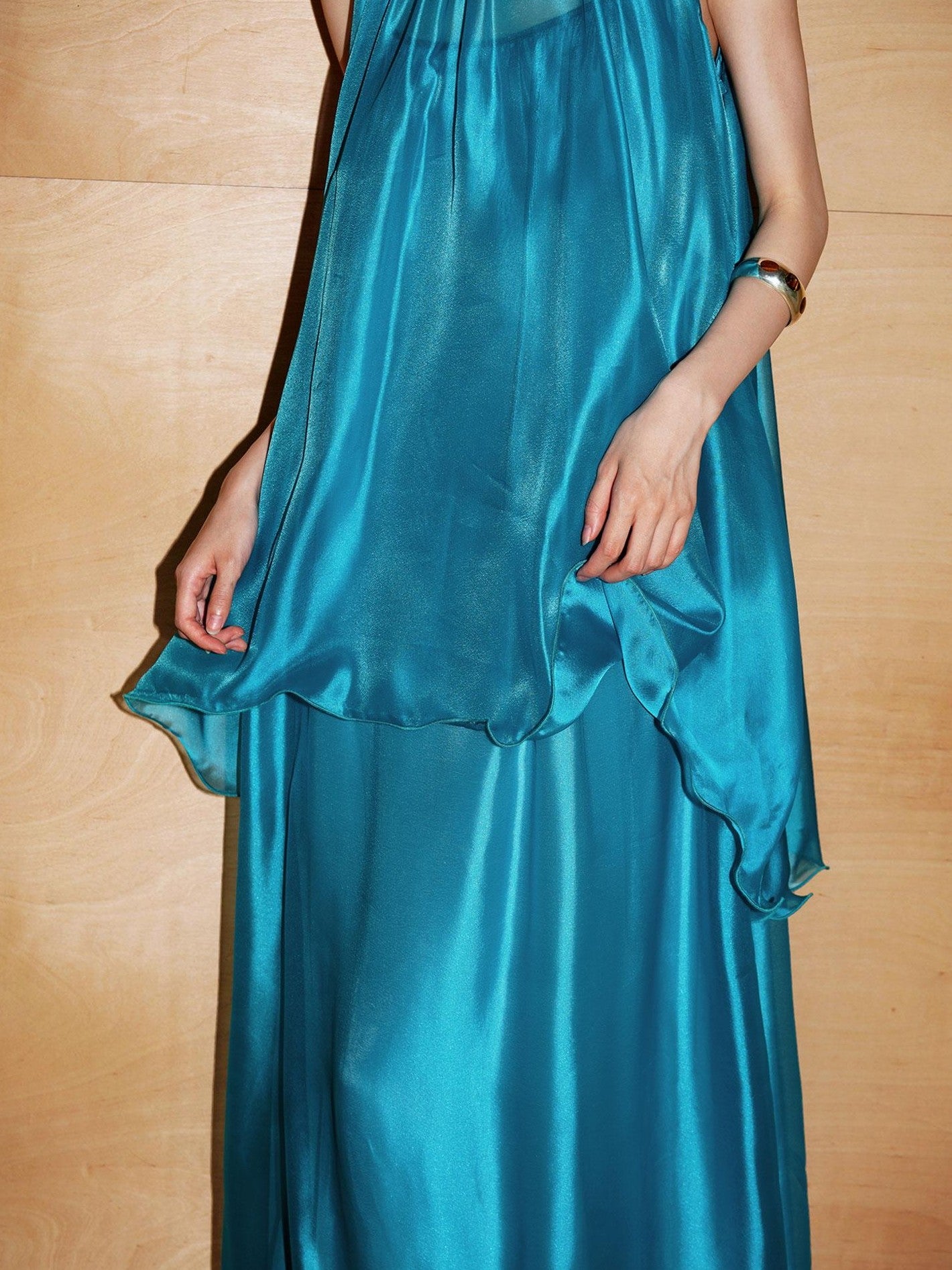 badtaste Flowing Pearlescent Strappy Puff Skirt Women's Tulle Slip Maxi Dresses