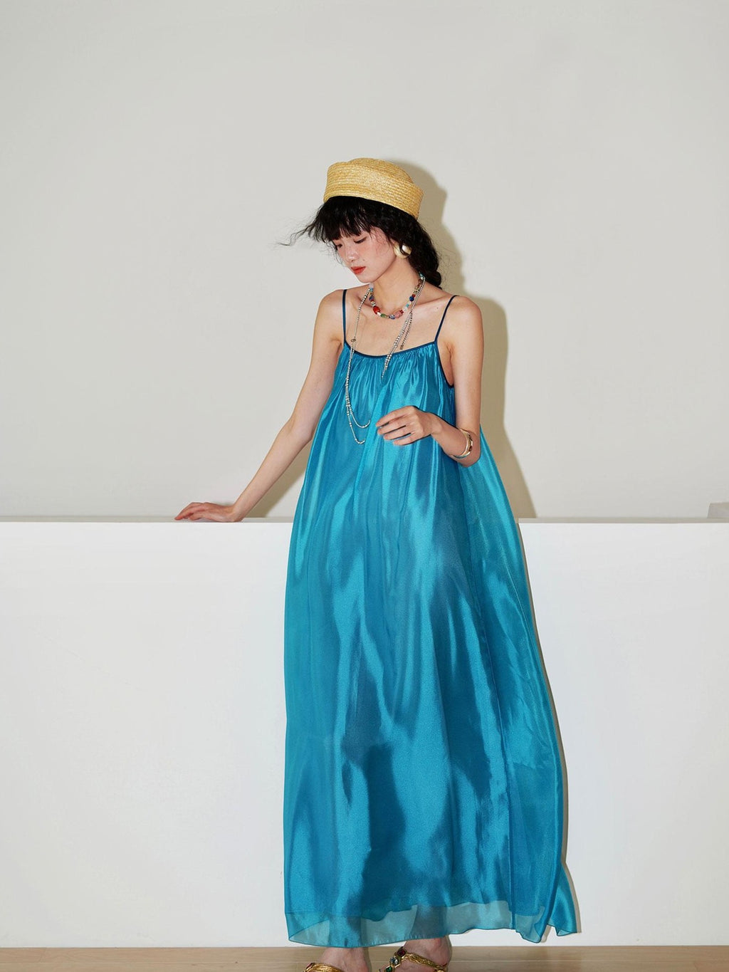 badtaste Flowing Pearlescent Strappy Puff Skirt Women's Tulle Slip Maxi Dresses