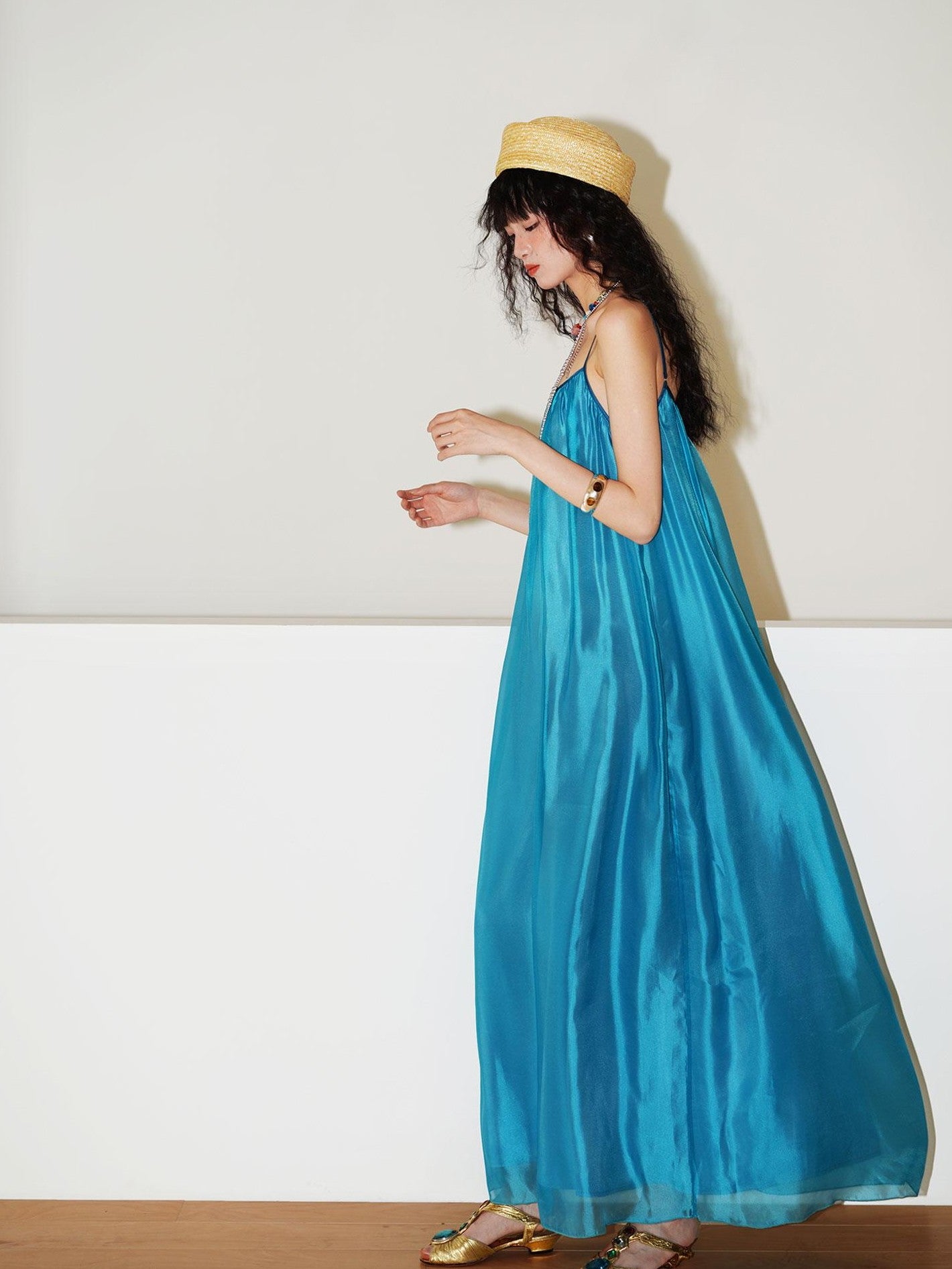 badtaste Flowing Pearlescent Strappy Puff Skirt Women's Tulle Slip Maxi Dresses