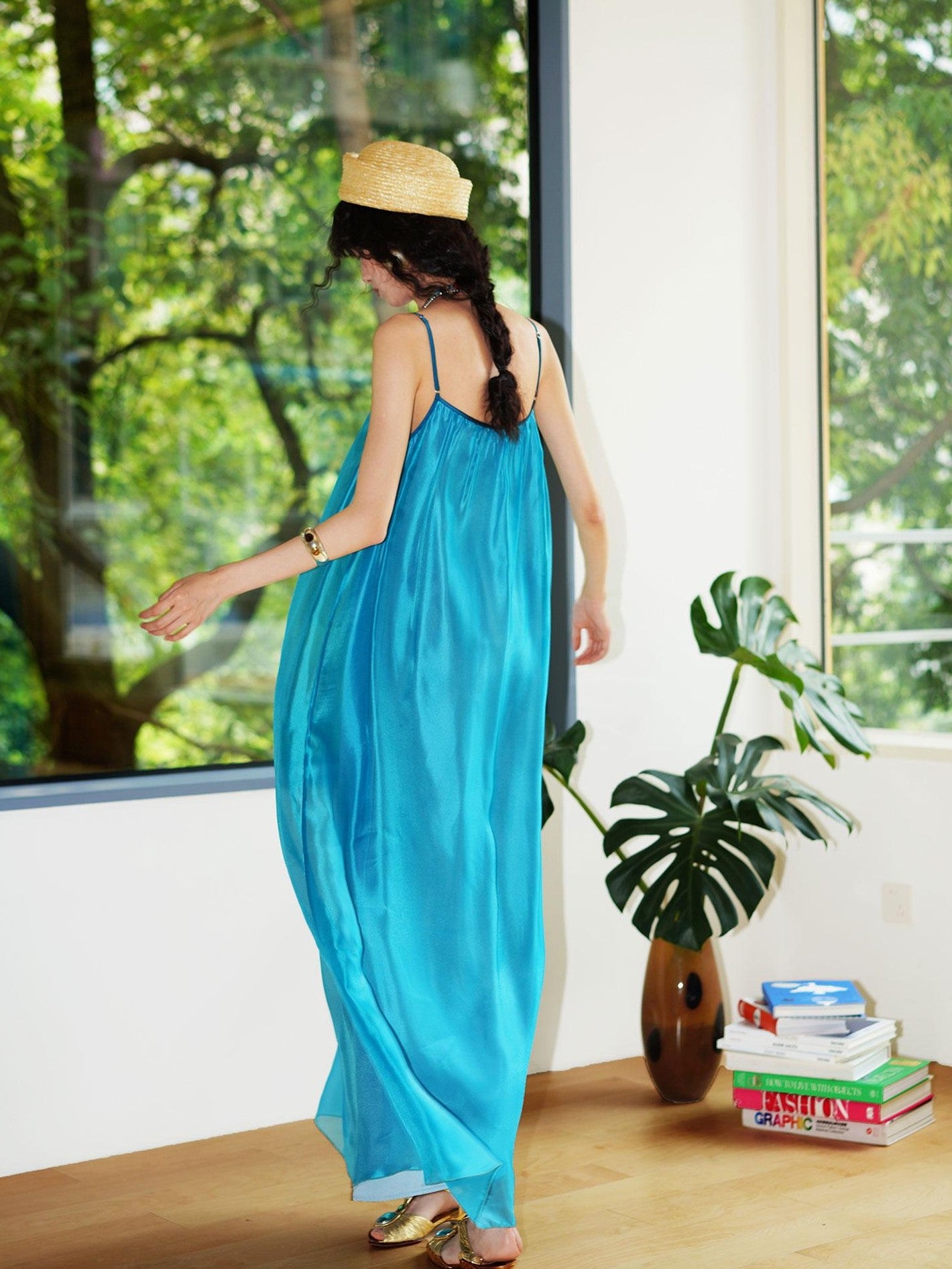 badtaste Flowing Pearlescent Strappy Puff Skirt Women's Tulle Slip Maxi Dresses