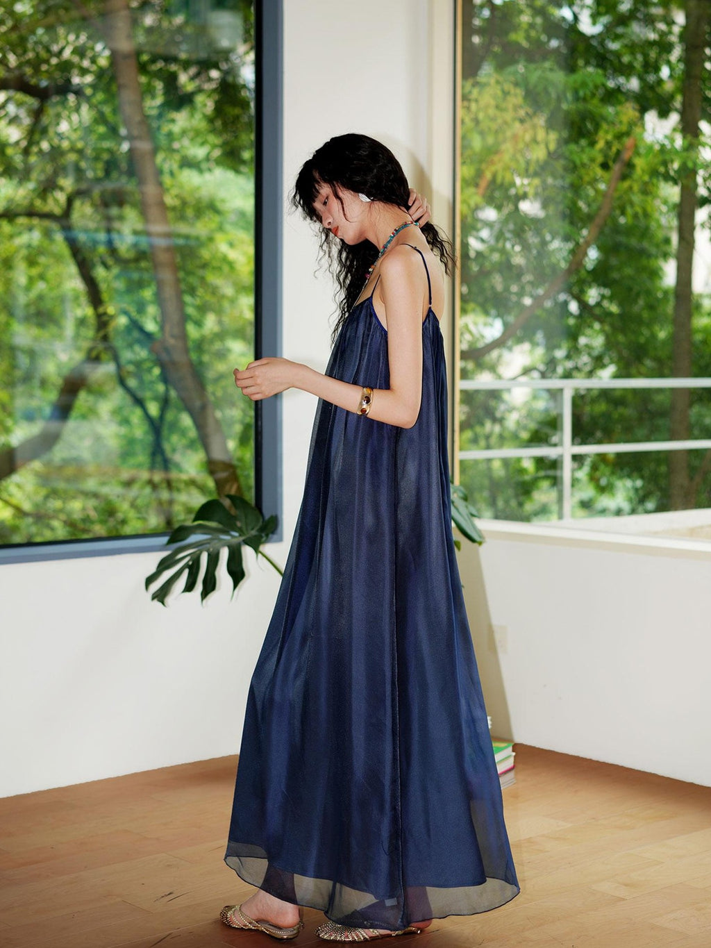 badtaste Flowing Pearlescent Strappy Puff Skirt Women's Tulle Slip Maxi Dresses