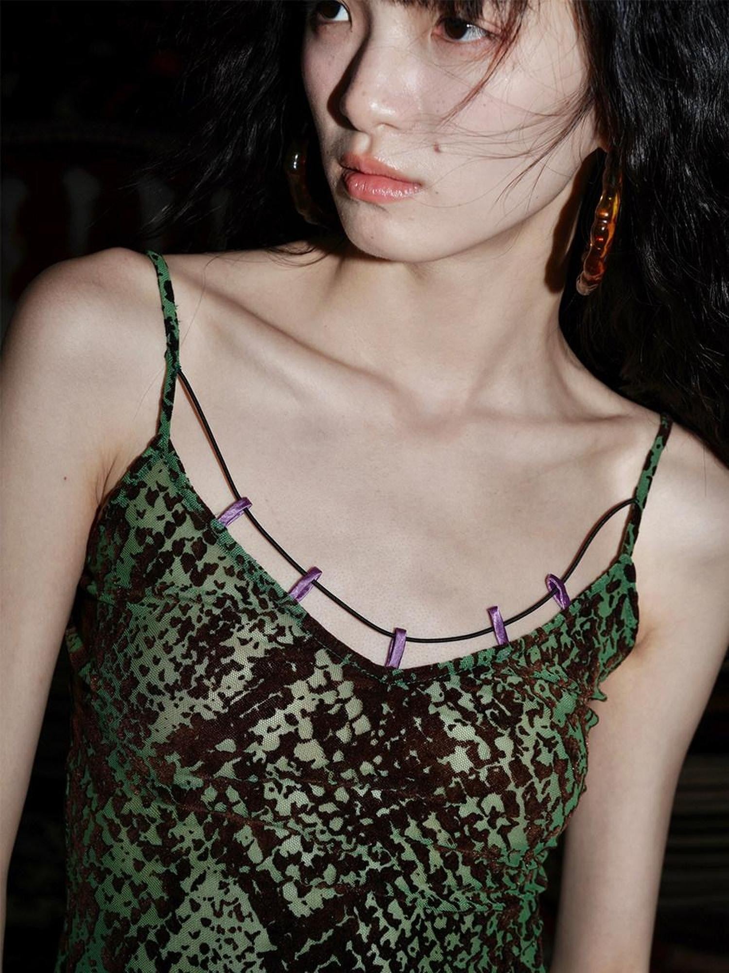badtaste Green Western Asymmetric Slimming Women's Flocked Velvet Camisoles