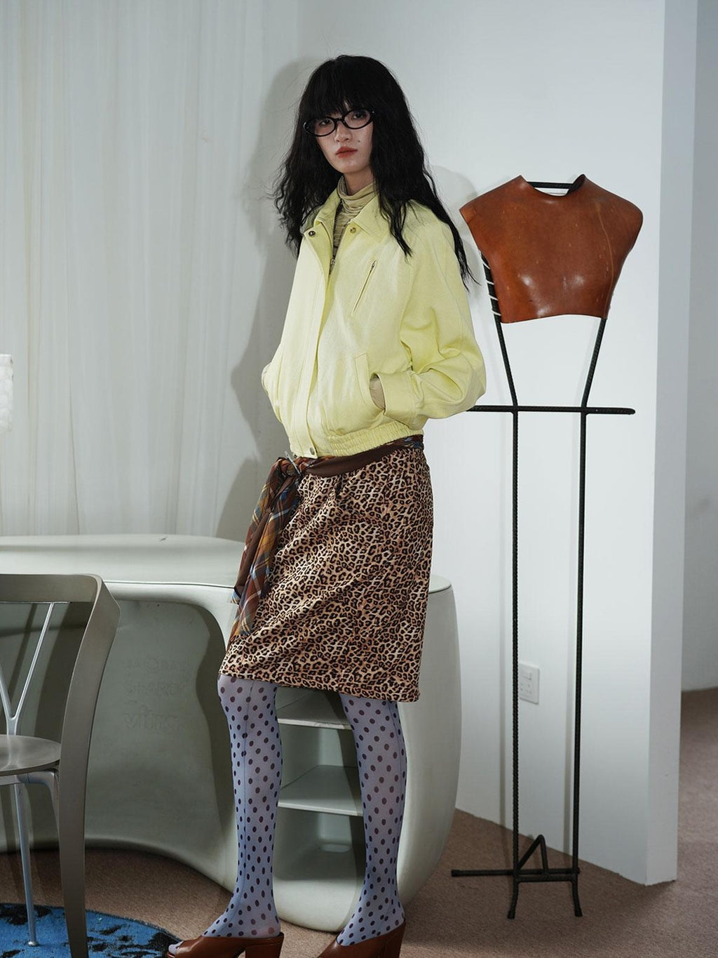 badtaste Leopard Embroidered Slim Split Low Waist Women's Suede Pencil Skirts