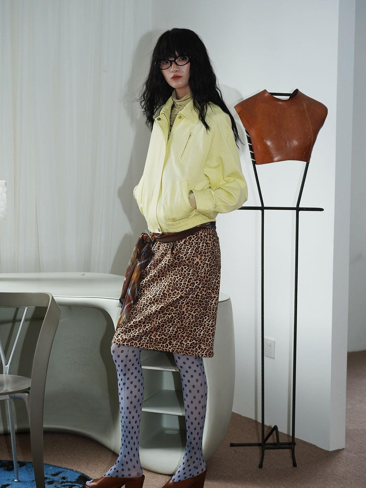 badtaste Leopard Embroidered Slim Split Low Waist Women's Suede Pencil Skirts