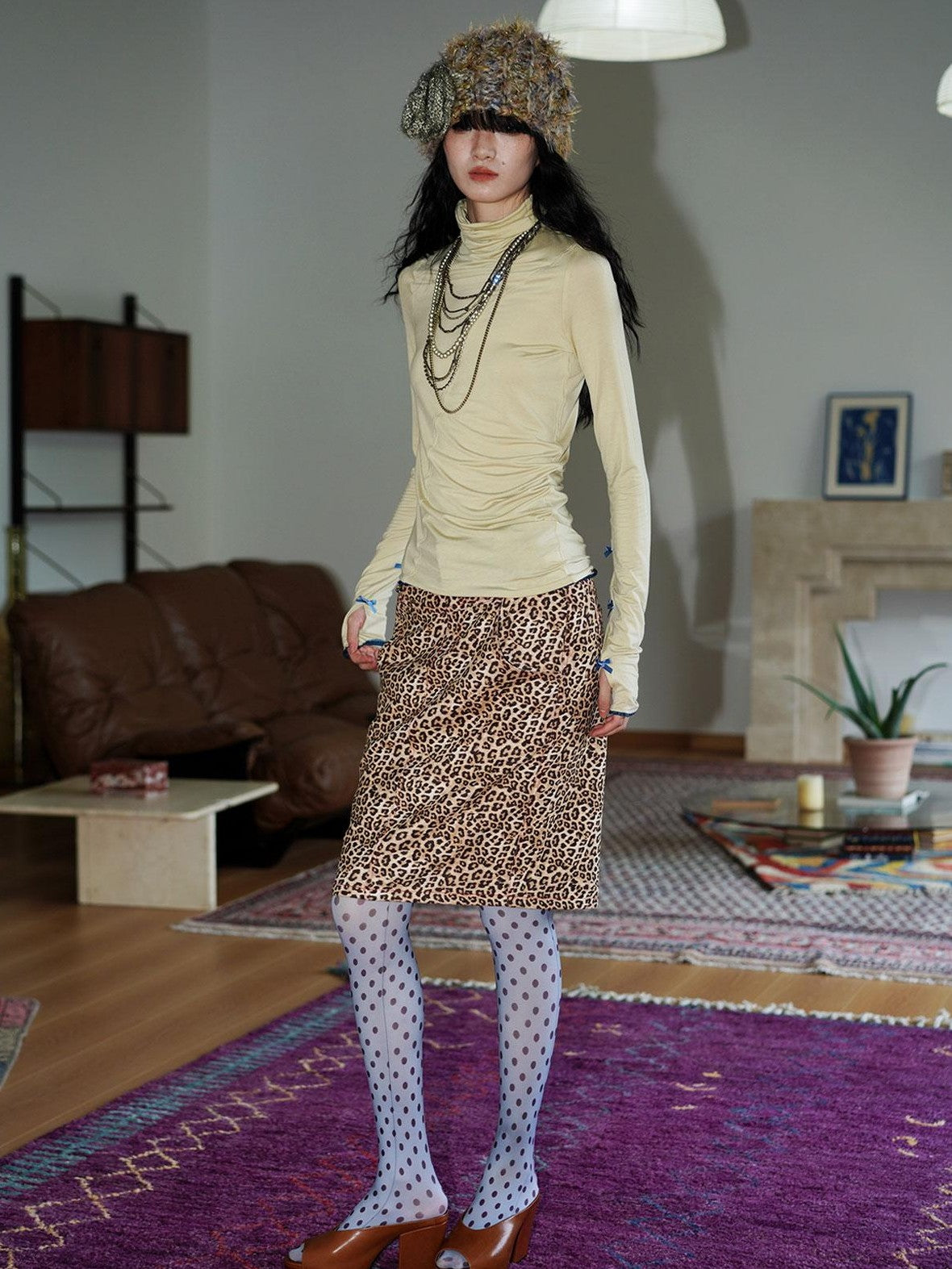 badtaste Leopard Embroidered Slim Split Low Waist Women's Suede Pencil Skirts