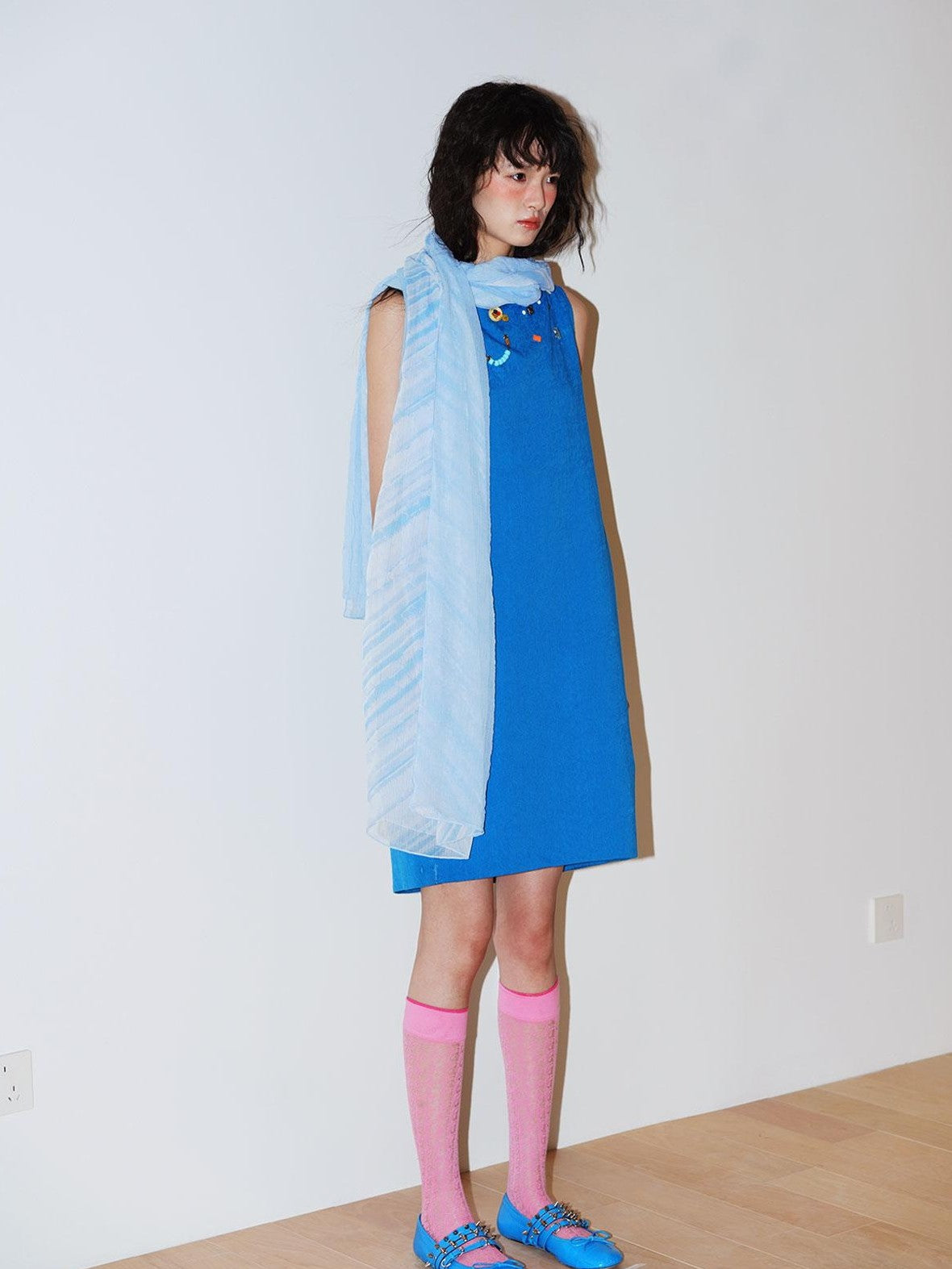 badtaste Oversized Checked Colorblock Pleated Semi Sheer Women's Silk Scarves & Shawls