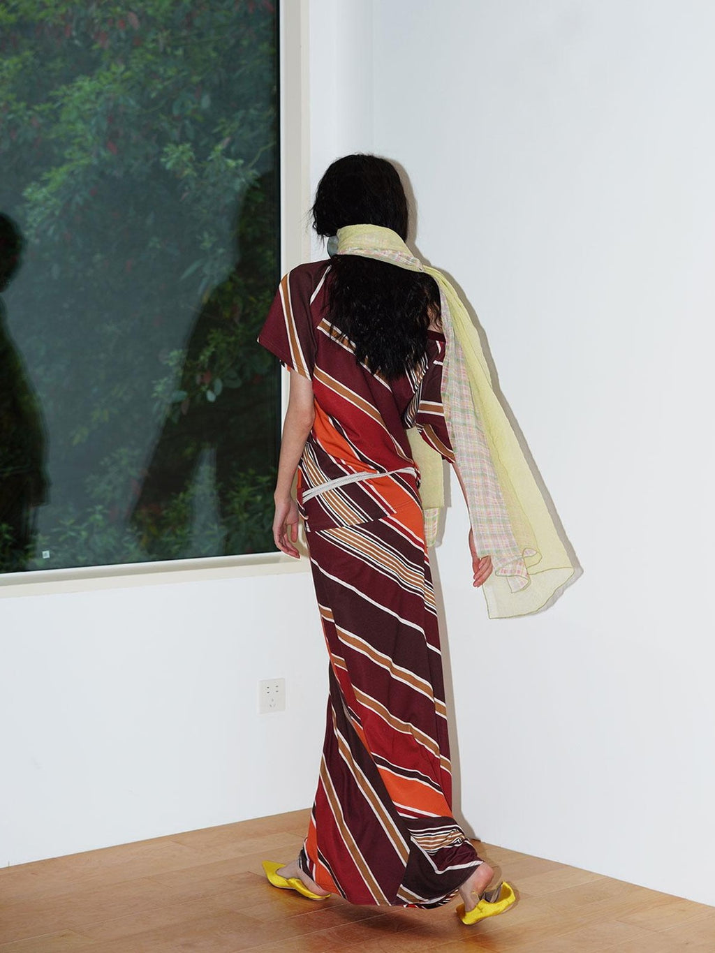 badtaste Oversized Checked Colorblock Pleated Semi Sheer Women's Silk Scarves & Shawls