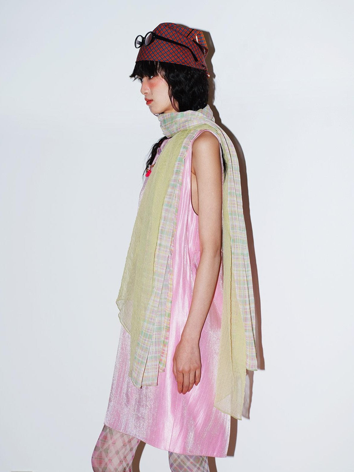 badtaste Oversized Checked Colorblock Pleated Semi Sheer Women's Silk Scarves & Shawls
