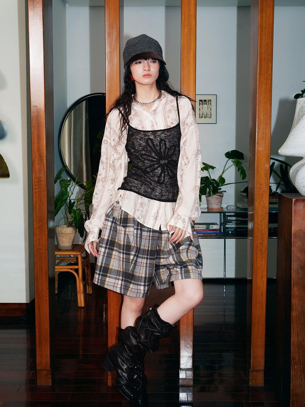 badtaste Plaid Vintage Wide Leg Lantern Women's Wool Blend Culotte Shorts