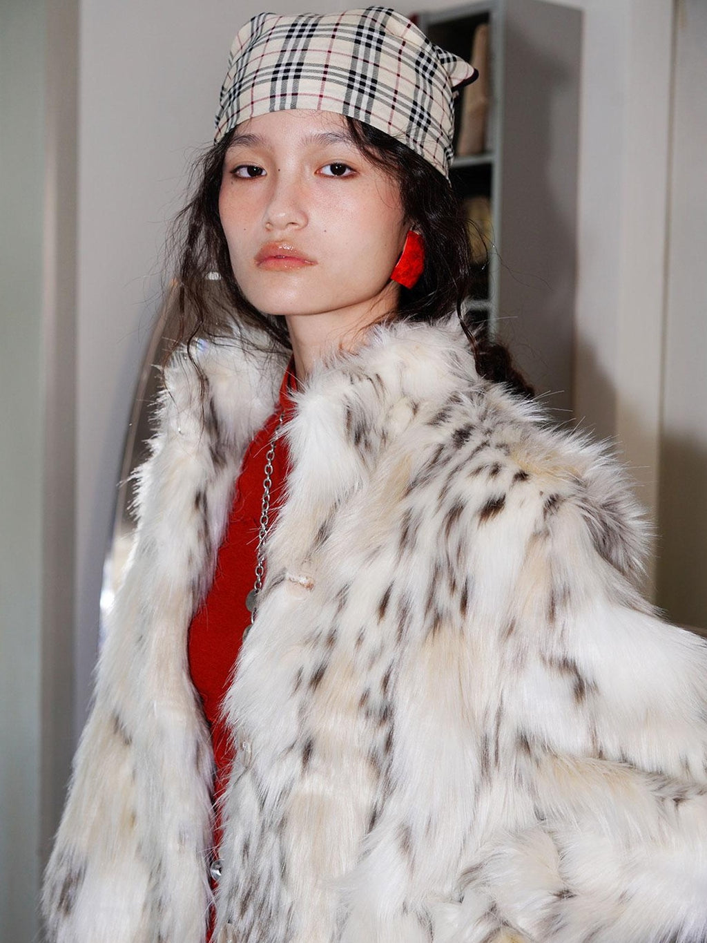 badtaste Plush Faux Bobcat Vintage Short Stand Collar Loose Women's Faux Fur Coats