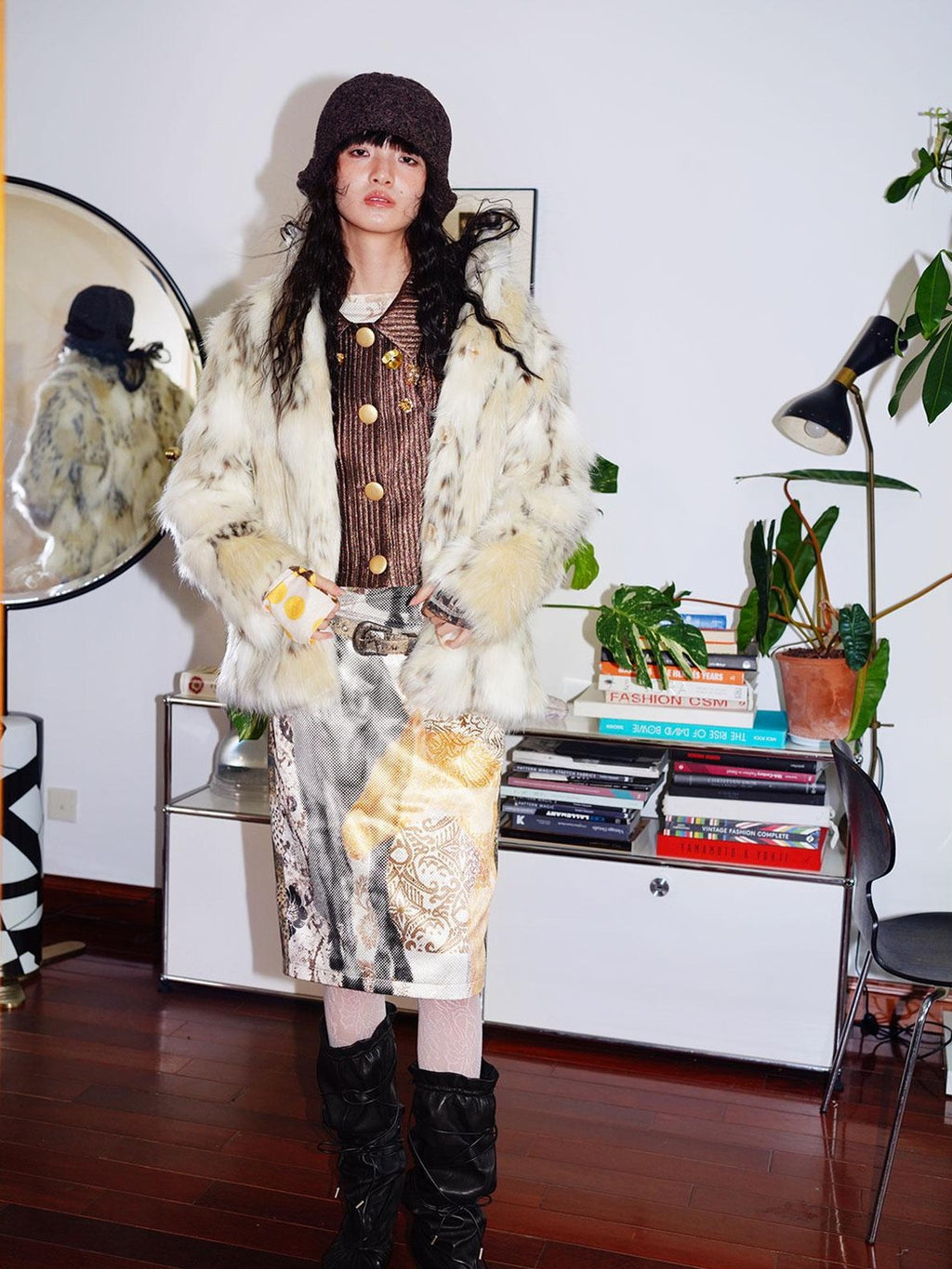 badtaste Plush Faux Bobcat Vintage Short Stand Collar Loose Women's Faux Fur Coats