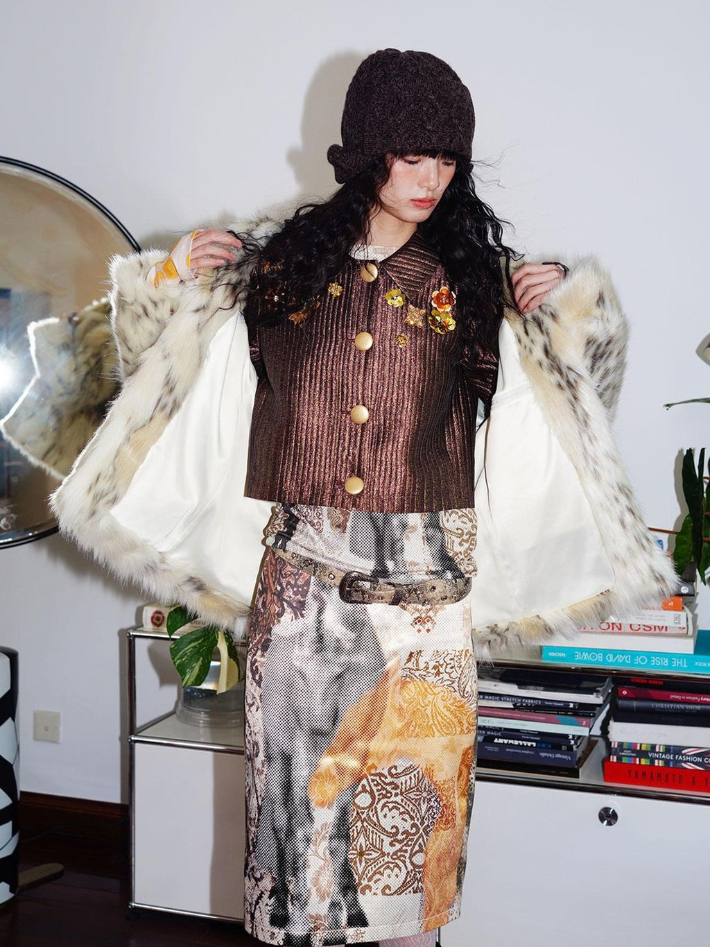 badtaste Plush Faux Bobcat Vintage Short Stand Collar Loose Women's Faux Fur Coats