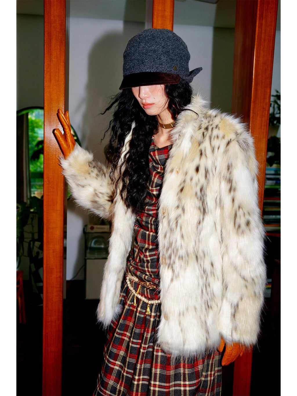 badtaste Plush Faux Bobcat Vintage Short Stand Collar Loose Women's Faux Fur Coats
