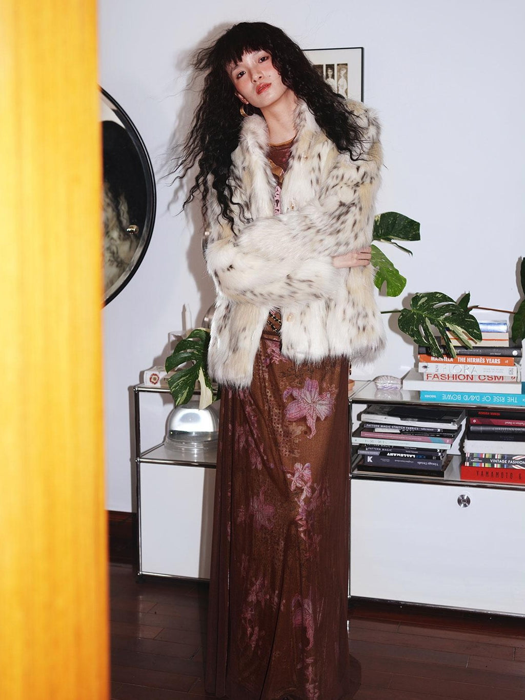 badtaste Plush Faux Bobcat Vintage Short Stand Collar Loose Women's Faux Fur Coats