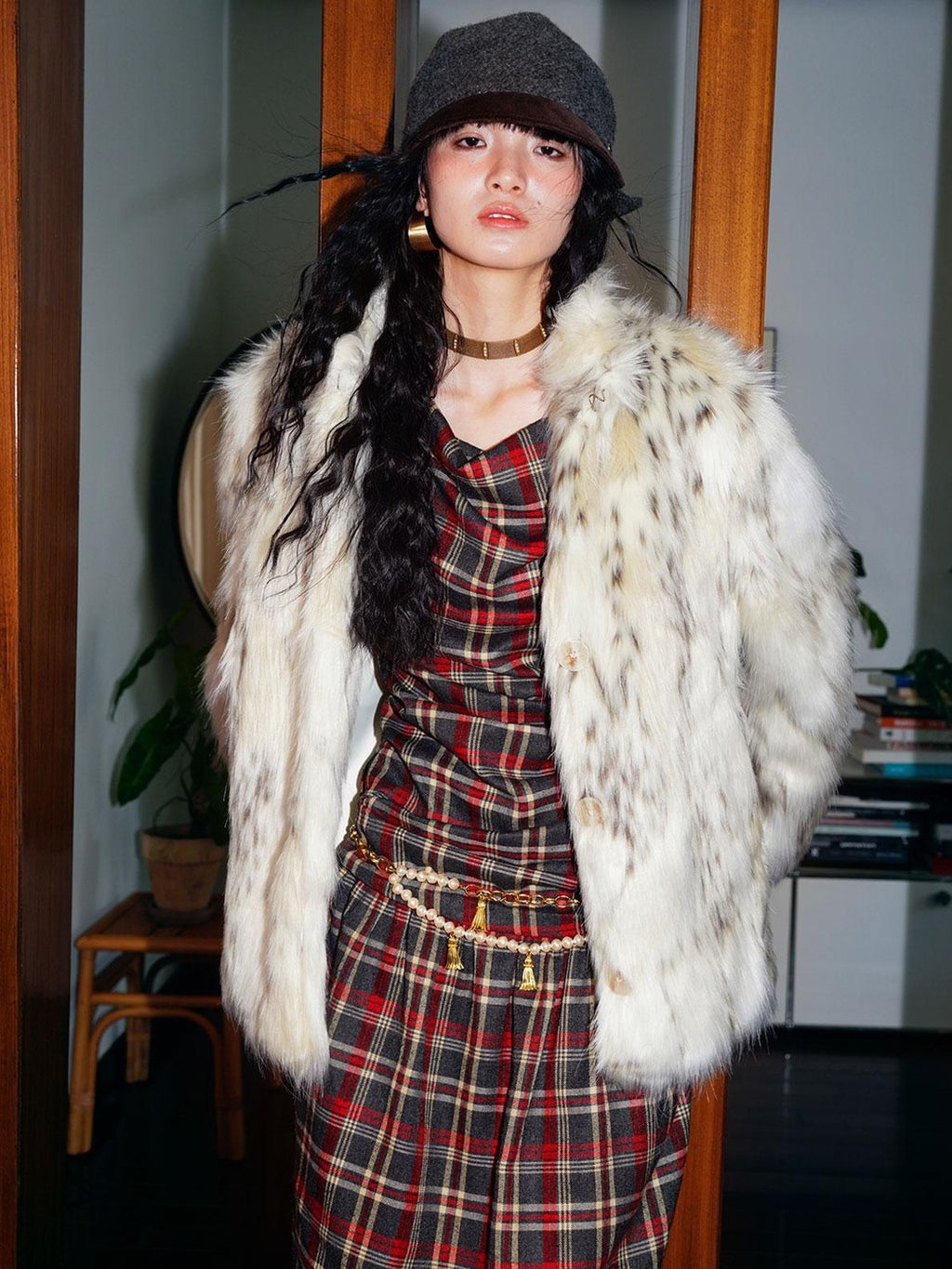 badtaste Plush Faux Bobcat Vintage Short Stand Collar Loose Women's Faux Fur Coats