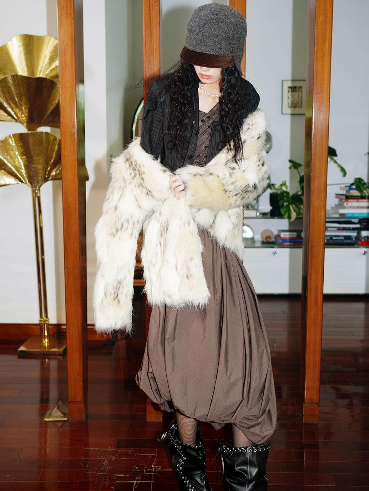 badtaste Plush Faux Bobcat Vintage Short Stand Collar Loose Women's Faux Fur Coats