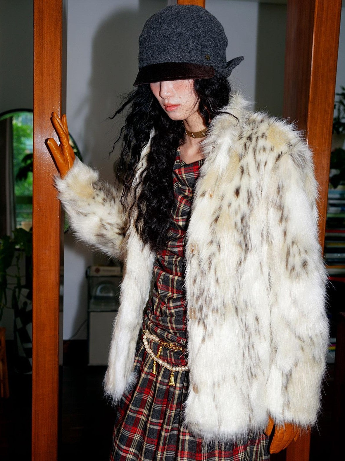 badtaste Plush Faux Bobcat Vintage Short Stand Collar Loose Women's Faux Fur Coats
